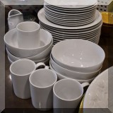 P09. White dinnerware. 